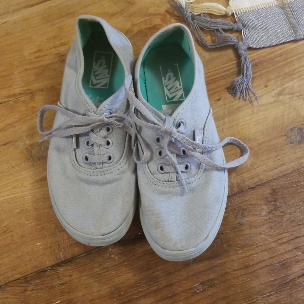 Grey Van's